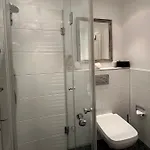 Apartamento App 10 *